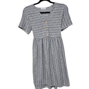 Espresso Shortsleeved A-line Dress Gray White Striped‎ Pattern Button Sm Flaw